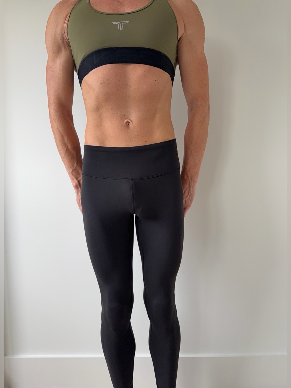 Lululemon Athletica Women’s Leggings Size 4 black